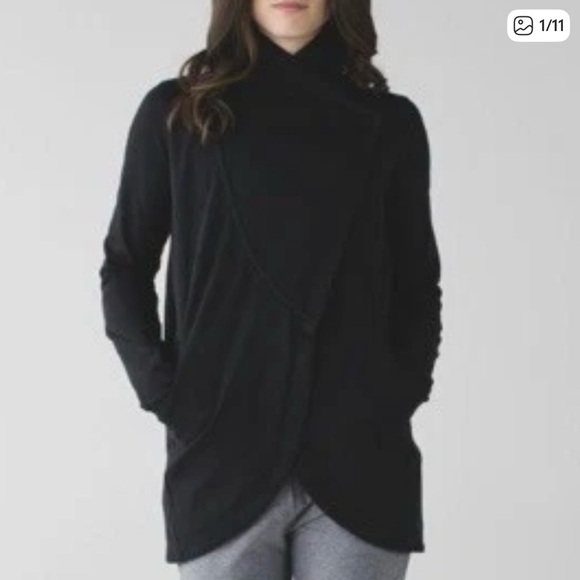 lululemon athletica Jackets & Blazers - Lululemon Black That’s a Wrap Jacket - Size 6